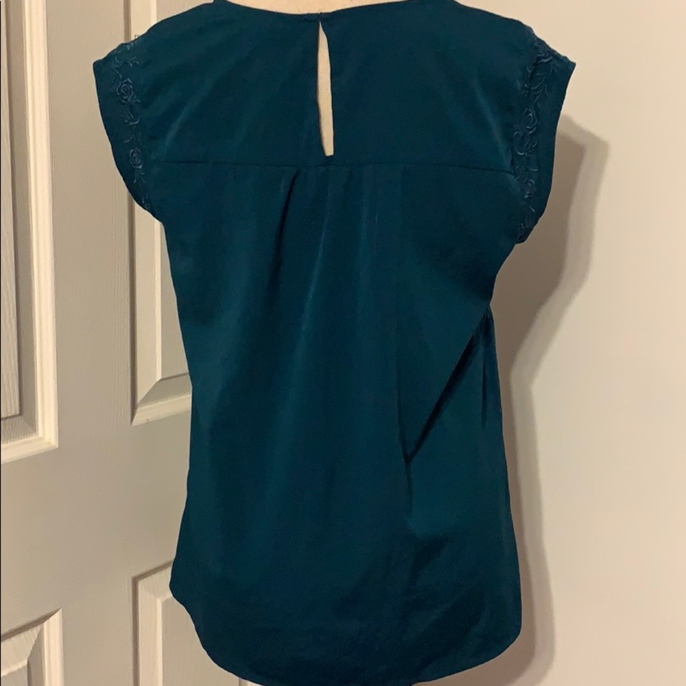 Forever 21 Teal Green Embroidery Short Sleeve Top - Picture 3 of 9